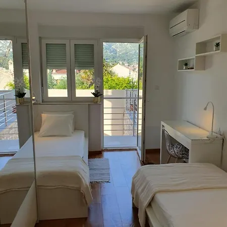 Apartment Nina Rab Town