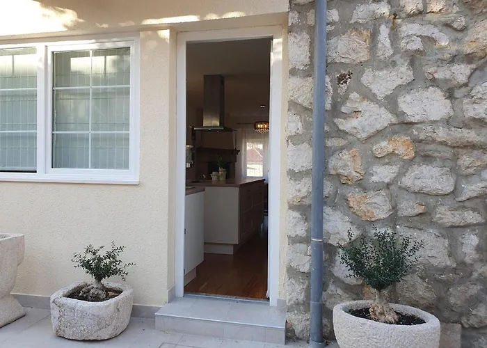 Nina Apartmán