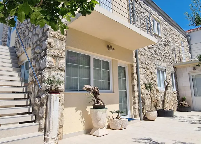 Nina Apartmán Rab Town